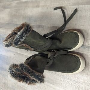 Brand New Toms Boots